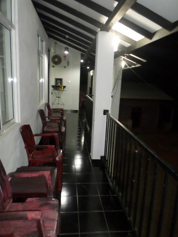 Romana Rest Kataragama Exterior foto